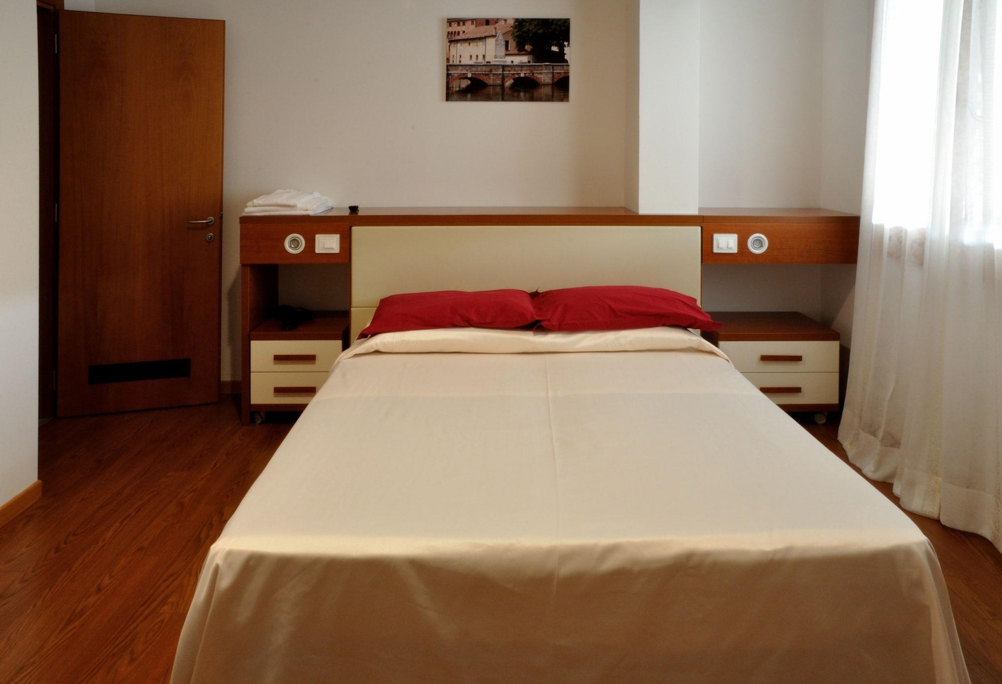 Hotel Mezzaluna Тревізо Екстер'єр фото
